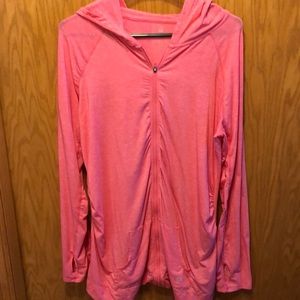 Gap fit pink zip up maternity shirt